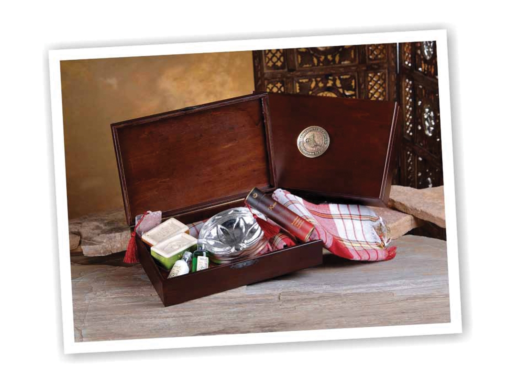 Agha Of Harem Bath Set